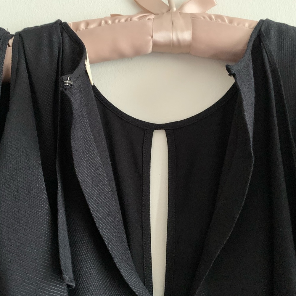 ❌NOT FOR SALE❌L’AGENCE Desiraya Ruffle Cold Shou - Picture 15 of 16